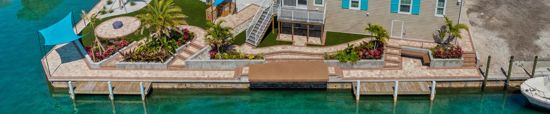 Lahaina — Estero, FL