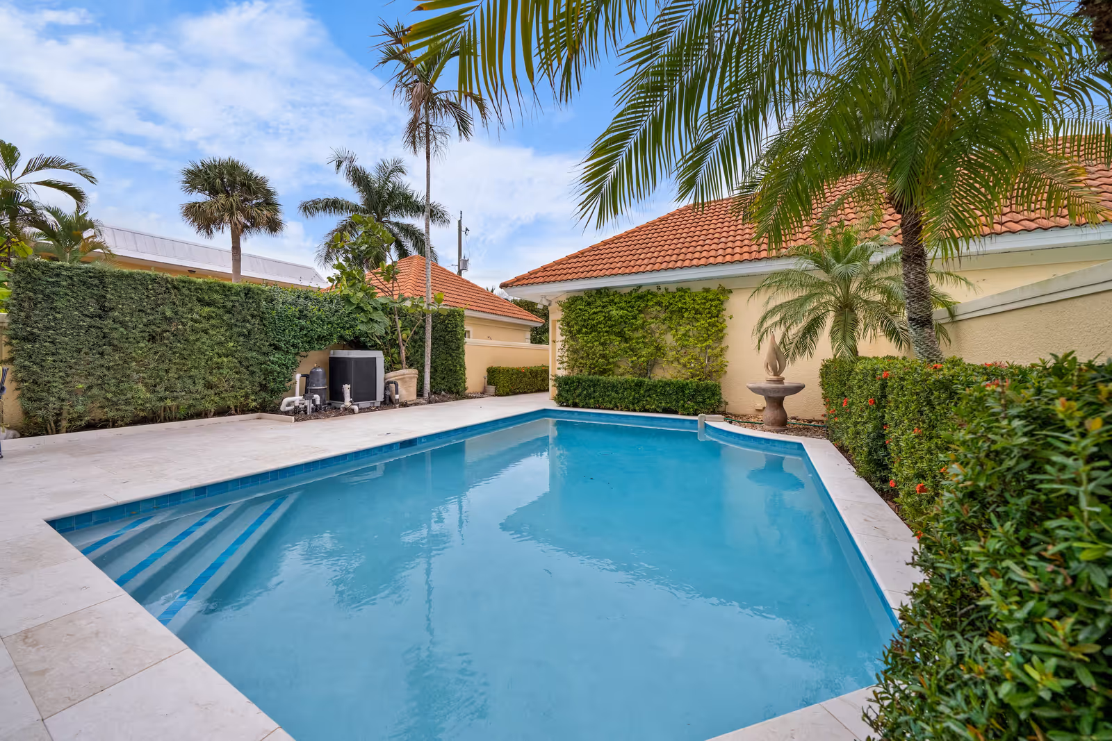 Riviera — Naples, FL